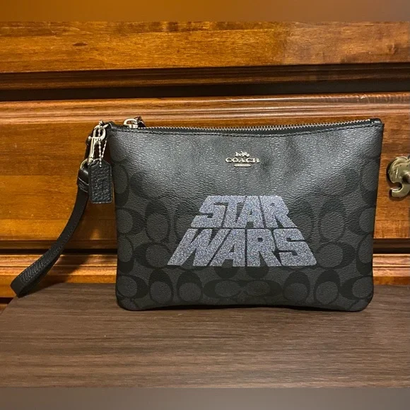 Limited Edition Star Wars Coach Purse Rare & New W Tag! Coach STAR WARS Pouch In Signature Canvas  main image 3